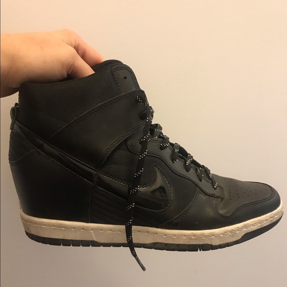 nike wedge sneakers size 11